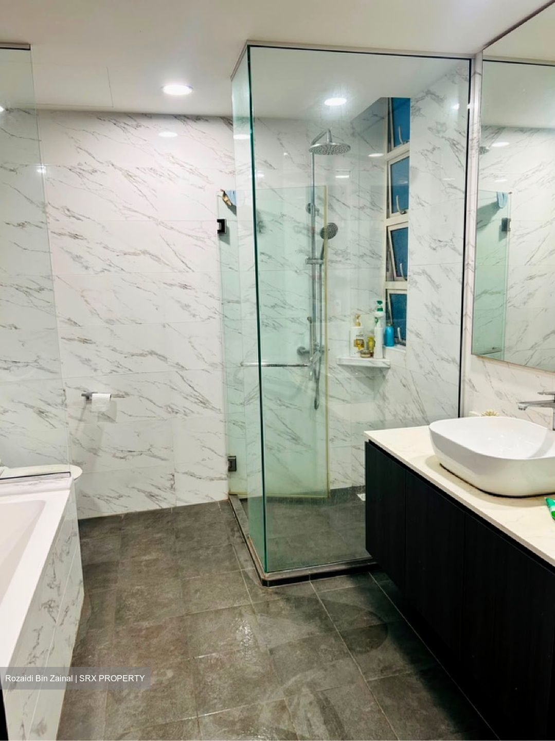 Hillington Green (D23), Condominium #608406461